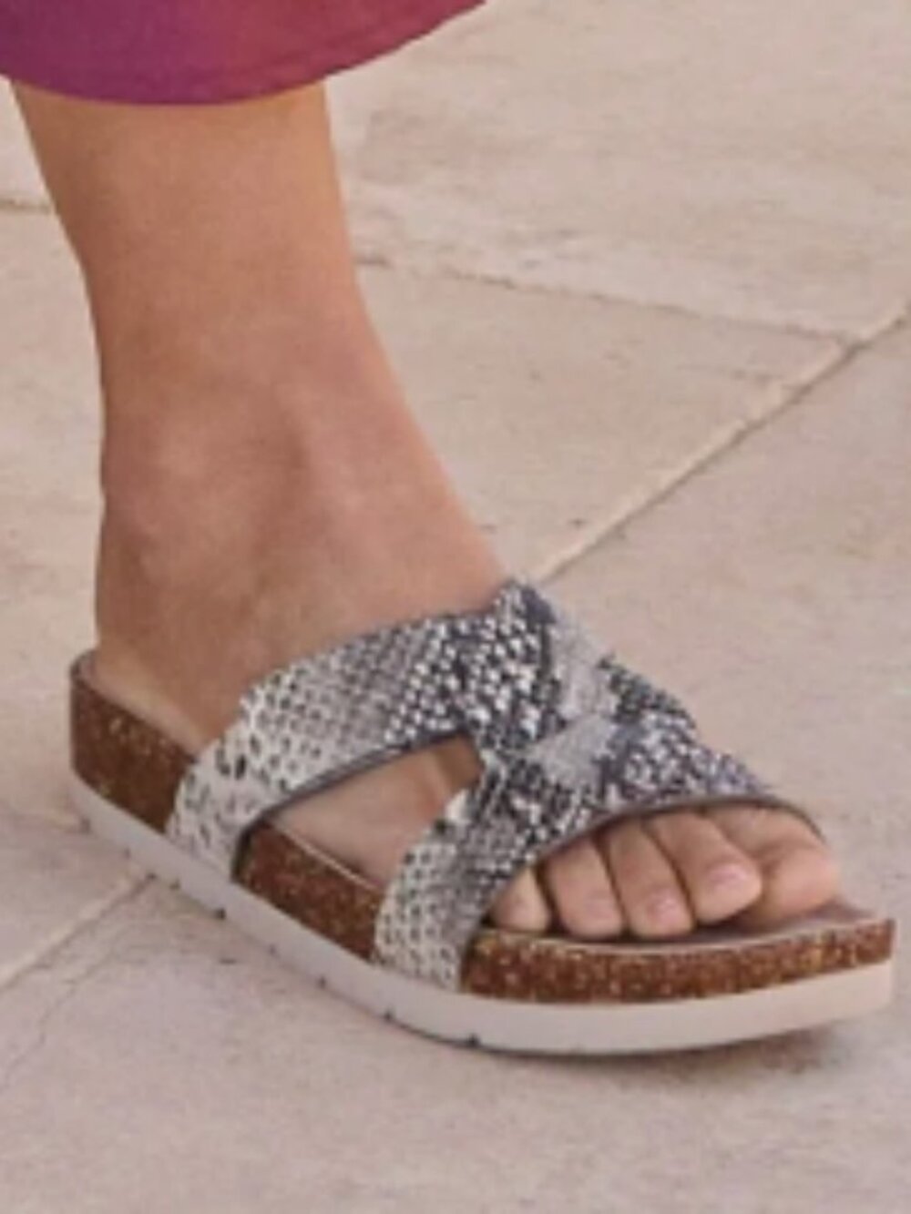 Near New Abeo LANAI Leather Metatarsal Footbed Slides Sandals Snakeskin 7